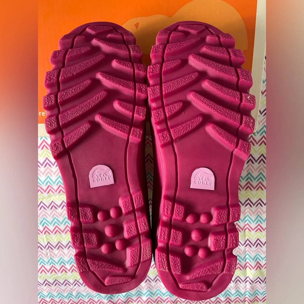 Sorel Kids Pink Boots Sz 6 New With Box
